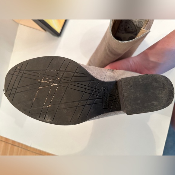 Suede booties - Picture 14 of 15